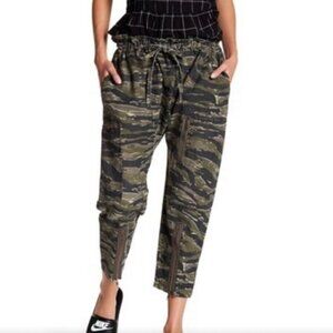 Current/Elliott Aviation Zip Green Camo Cargo Drop Crotch Women's 2 ( US S )